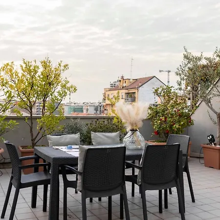 Terrazza Via Oglio 3 - Corso Lodi * Milán
